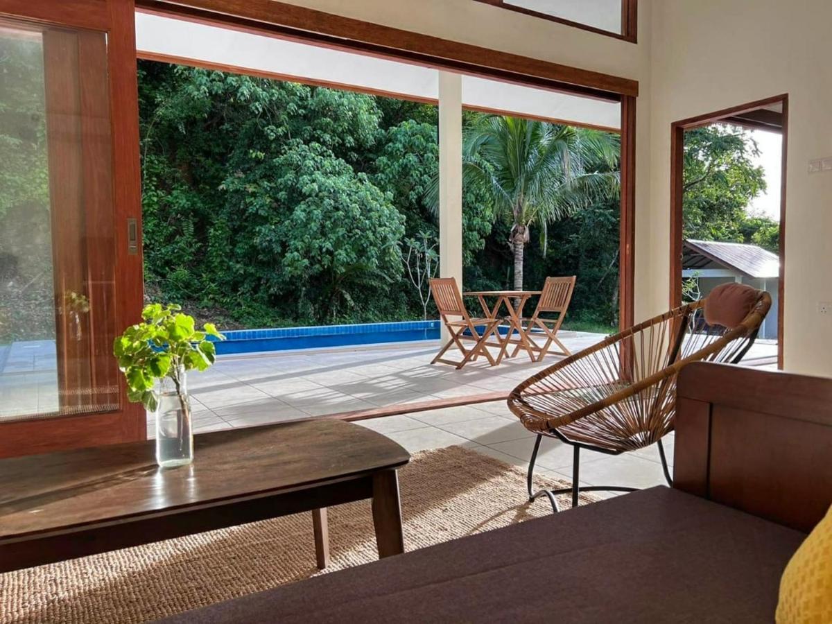 Villa Meranti - Spacious Private Pool Villa Pantai Cenang  Eksteriør bilde